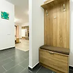 Forest View Oasis Apartamento Braşov