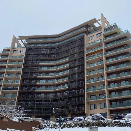 Apartamento Forest View Oasis Braşov
