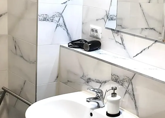 Апартаменти Forest View Oasis *